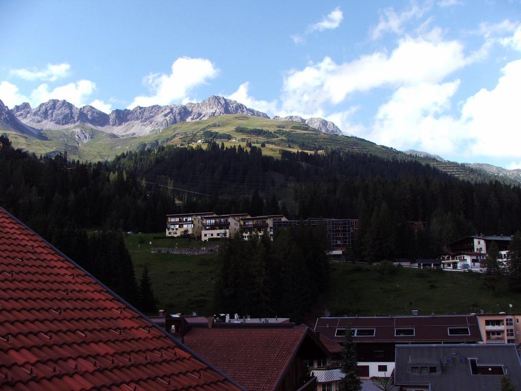 Haus Vasul Sankt Anton am Arlberg Quarto foto