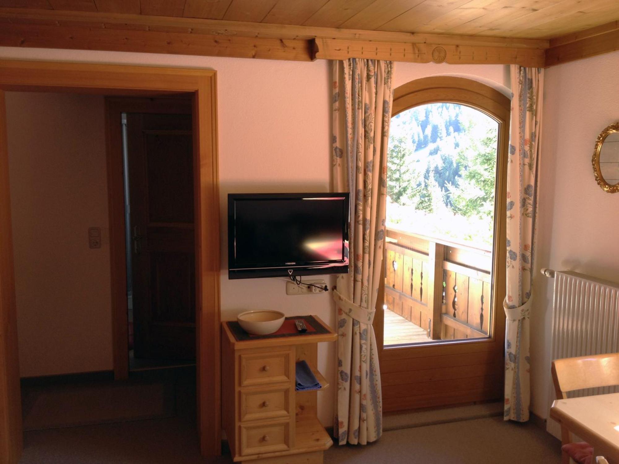 Haus Vasul Sankt Anton am Arlberg Quarto foto