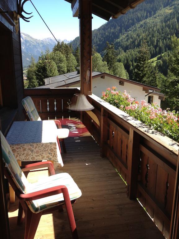 Haus Vasul Sankt Anton am Arlberg Quarto foto